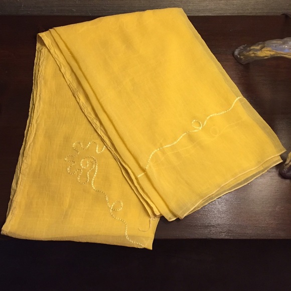 ๐ Sunshine Sass โ Embroidered Wrap That Does It ALL โ๏ธ๐ - Picture 3 of 13